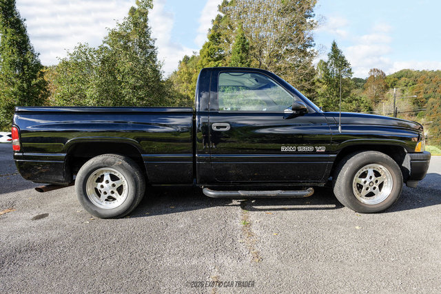 Used 1997 Dodge Ram 1500 Truck 2WD Regular Cab image 8