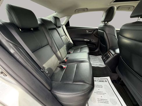 Used 2013 Toyota Avalon Limited FWD image 19