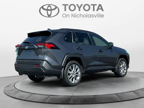 Used 2023 Toyota RAV4 XLE Premium AWD/4WD image 5