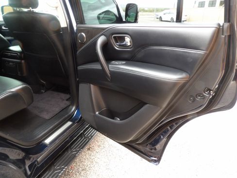 Used 2021 INFINITI QX80 Luxe image 40