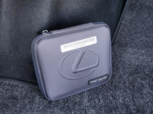 Used 2025 Lexus IS 350 F Sport w/ Accessory Package image 35