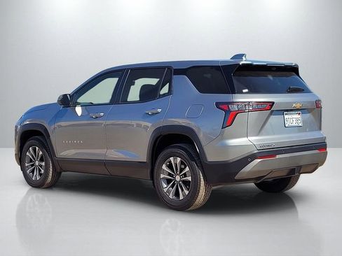 Used 2025 Chevrolet Equinox LT w/ Safety and Technology Package image 6