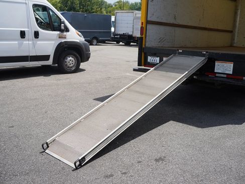 Used 2021 GMC Savana 3500 Extended w/ Power Convenience Package RWD image 19