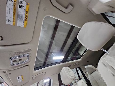 Certified 2026 Mercedes-Benz GLS 450 4MATIC image 33