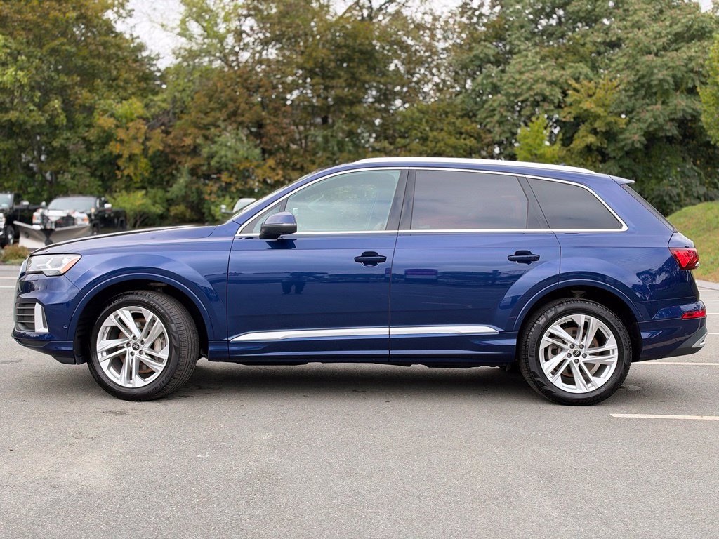 Used 2023 Audi Q7 2.0T Premium w/ Convenience Package AWD/4WD image 3