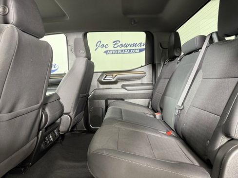 Used 2025 Chevrolet Silverado 1500 LT image 14