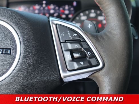 Used 2019 Chevrolet Camaro ZL1 RWD image 16