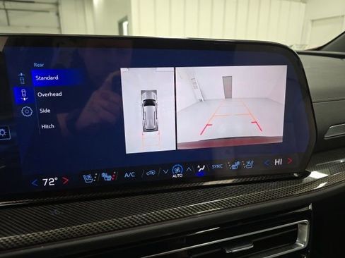 New 2026 Chevrolet Traverse High Country image 15