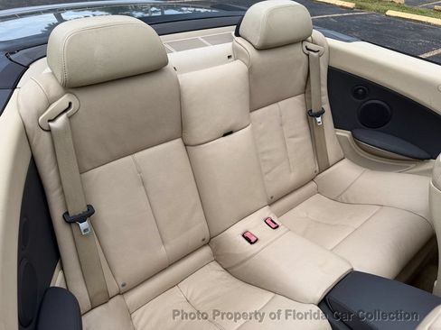 Used 2005 BMW 645Ci Convertible RWD image 38