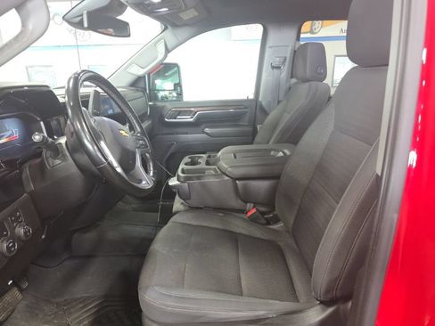 Used 2024 Chevrolet Silverado 2500 LT AWD/4WD image 8