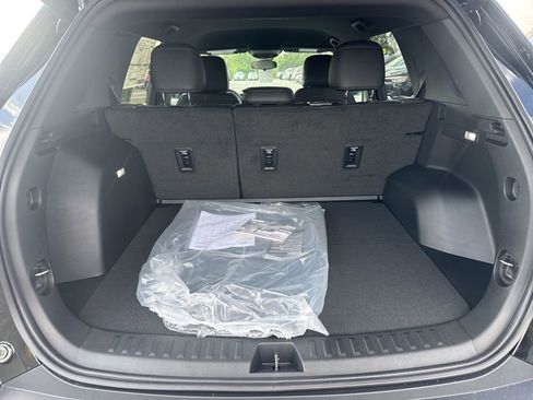 New 2026 Chevrolet Equinox LT w/ Convenience Package II image 9