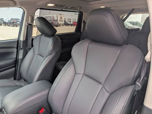 Certified 2026 Subaru Ascent Limited AWD/4WD image 10