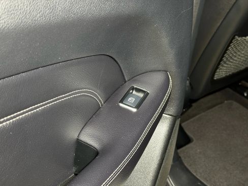 Used 2013 Mercedes-Benz ML 350 BlueTEC 4MATIC image 21