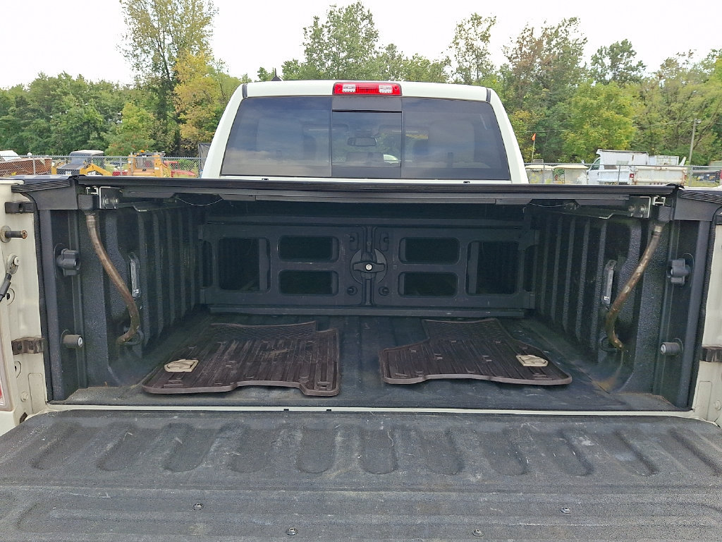 Used 2017 RAM 1500 Laramie AWD/4WD image 31