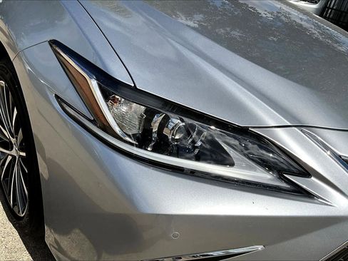 New 2025 Lexus ES 350 w/ Premium Package image 20