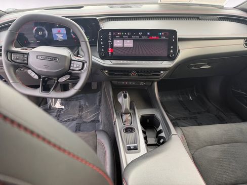 Used 2025 Dodge Charger R/T Scat Pack w/ Track Pack image 10