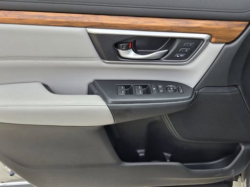 Certified 2020 Honda CR-V Touring image 34