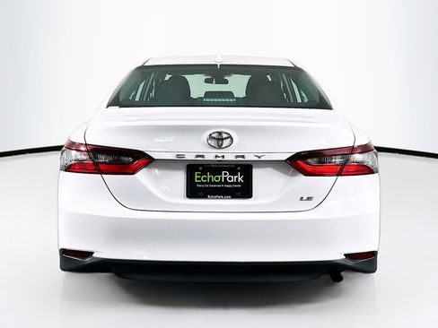 Used 2024 Toyota Camry LE image 7