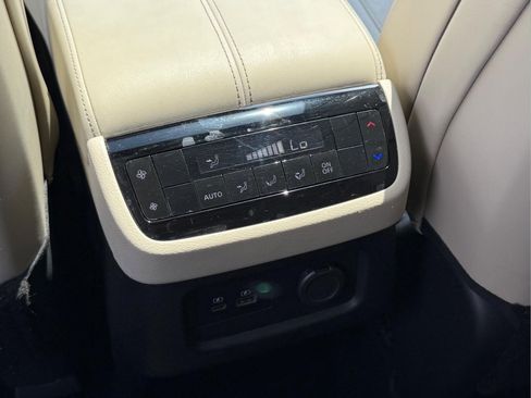 Used 2023 INFINITI QX60 Luxe FWD image 12