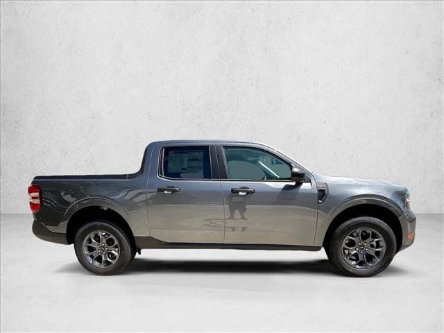 New 2026 Ford Maverick XLT w/ XLT Luxury Package FWD image 3