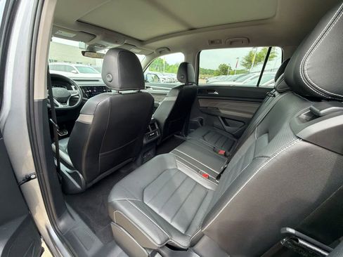 Used 2023 Volkswagen Atlas SEL Premium AWD/4WD image 13