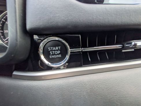 Used 2025 Mitsubishi Outlander SE image 20