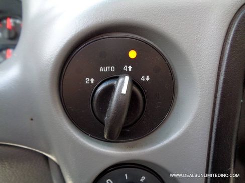 Used 2007 Chevrolet TrailBlazer LS AWD/4WD image 11