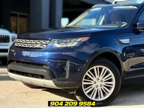 Used 2018 Land Rover Discovery HSE AWD/4WD image 2