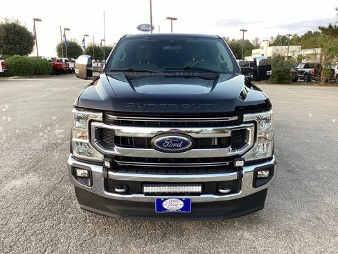 Used 2021 Ford F250 XLT w/ XLT Premium Package image 2