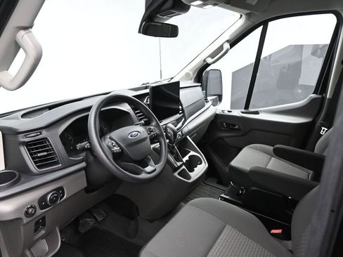Used 2024 Ford Transit 350 XLT image 8
