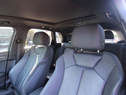 Used 2020 Audi Q3 2.0T Premium Plus image 13