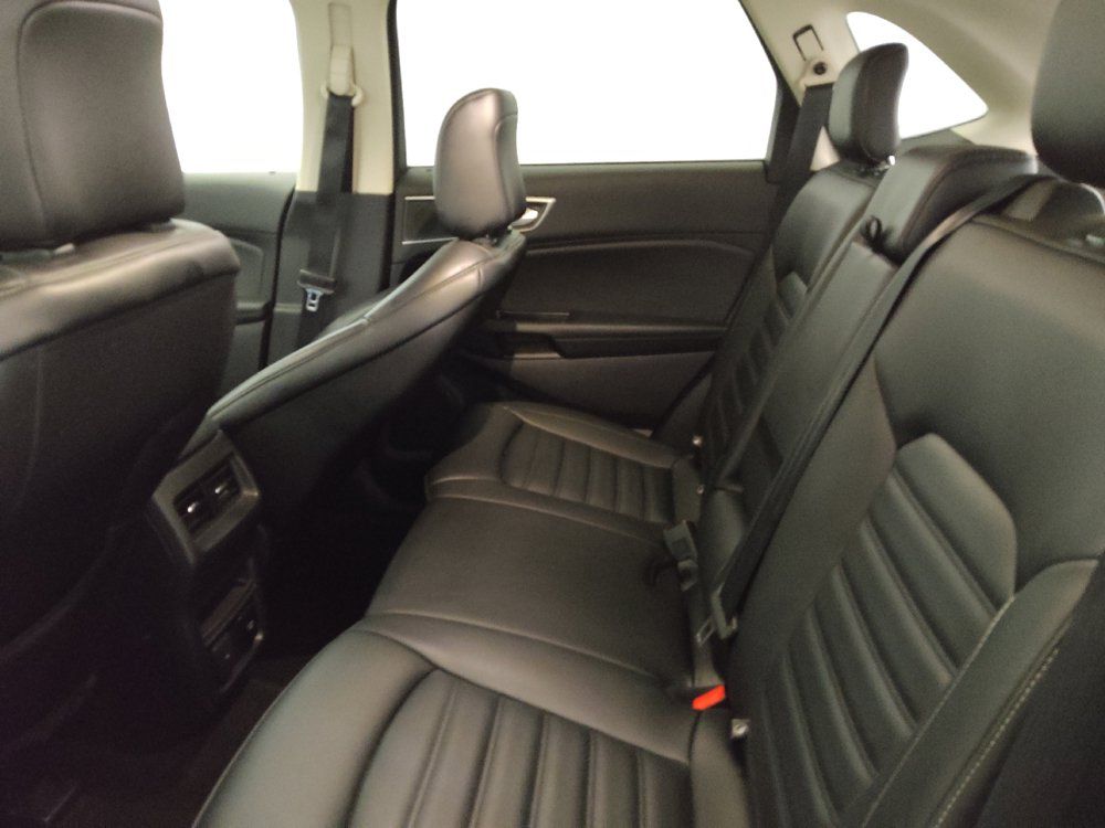 Used 2020 Ford Edge SEL w/ Convenience Package AWD/4WD image 18