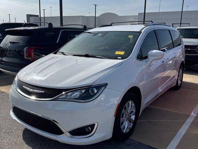 Used 2018 Chrysler Pacifica Touring-L