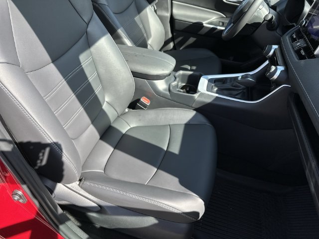 Used 2025 Toyota RAV4 XLE Premium AWD/4WD image 34
