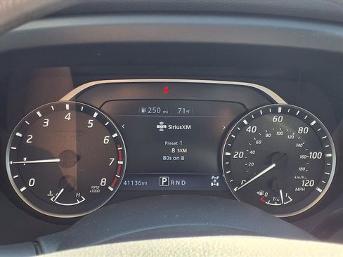 Used 2021 Nissan Titan SV AWD/4WD image 20