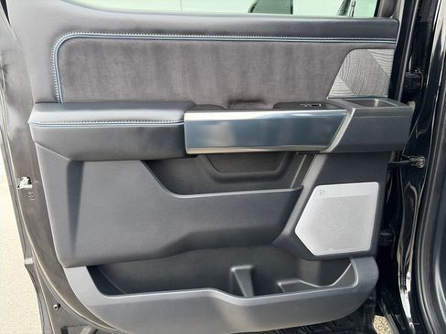 Used 2025 Ford F350 Platinum image 43