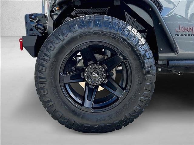Used 2022 Jeep Gladiator Rubicon w/ LED Lighting Group AWD/4WD image 10