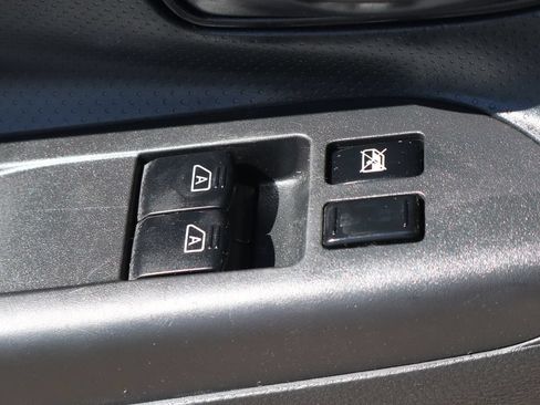 Used 2020 Nissan NV200 SV w/ Sliding Glass Door Package FWD image 21