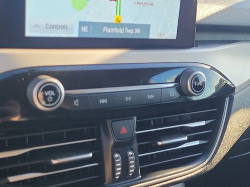 Certified 2022 Ford Escape SE w/ Convenience Package image 29