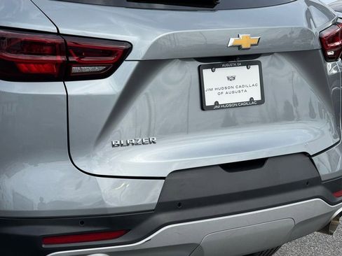 Used 2024 Chevrolet Blazer LT w/ Convenience Package image 9