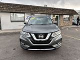 Used 2017 Nissan Rogue SV image 2