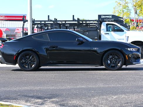 Used 2024 Ford Mustang GT image 7