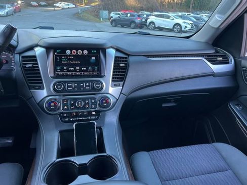 Used 2016 Chevrolet Tahoe LS image 14