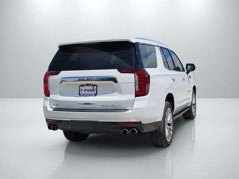 Used 2022 GMC Yukon Denali AWD/4WD image 5