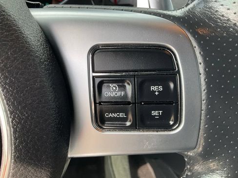 Used 2012 Dodge Challenger SRT8 w/ Premium Sound Group RWD image 11