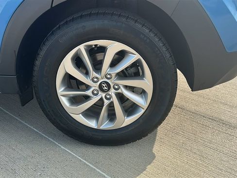 Used 2017 Hyundai Tucson SE w/ SE Popular Package 02 FWD image 17