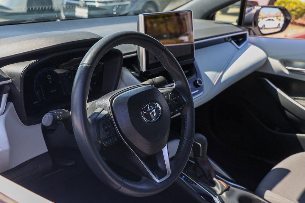 Used 2025 Toyota Corolla FX w/ Convenience Package FWD image 15
