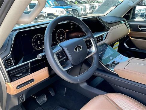 Used 2026 INFINITI QX80 Luxe w/ Cargo Package AWD/4WD image 17