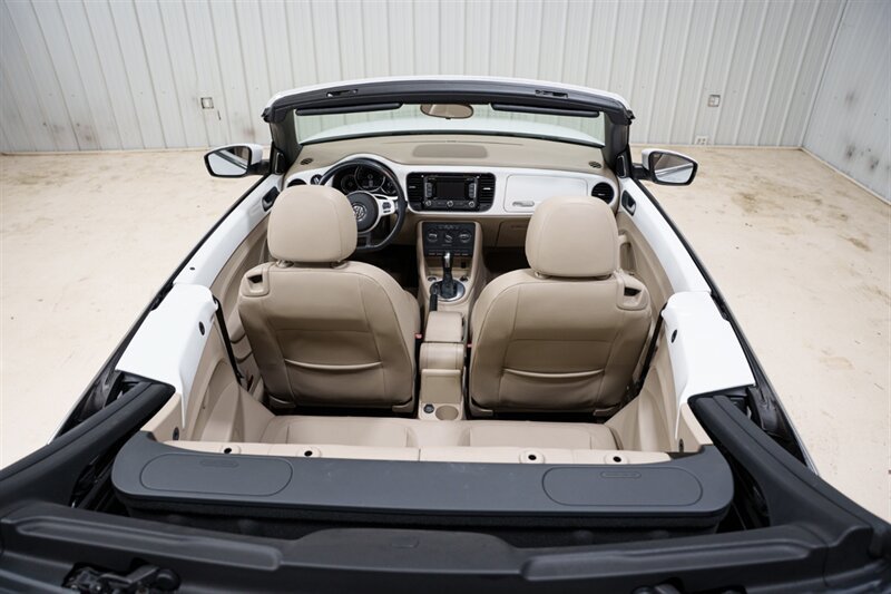 Used 2013 Volkswagen Beetle 2.5 FWD image 18