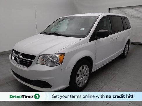 Used 2018 Dodge Grand Caravan SE w/ UConnect Hands-Free Group image 1
